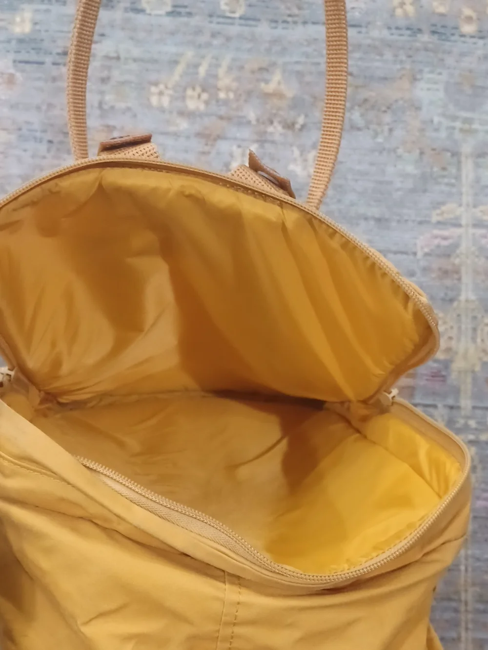 Fjallraven dark mustard